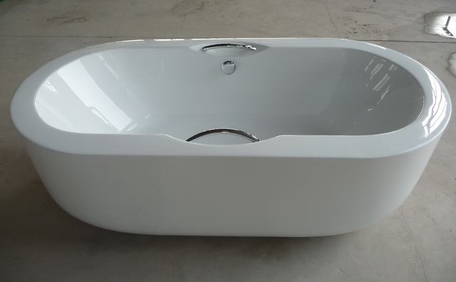 Big and Extra Large Freestanding Bath Tubs