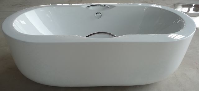 Big and Extra Large Freestanding Bath Tubs