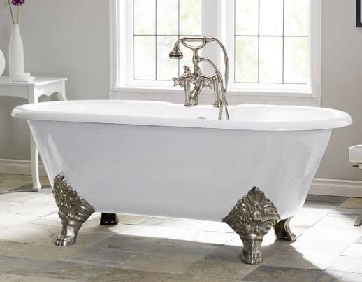 cast iron bathtub