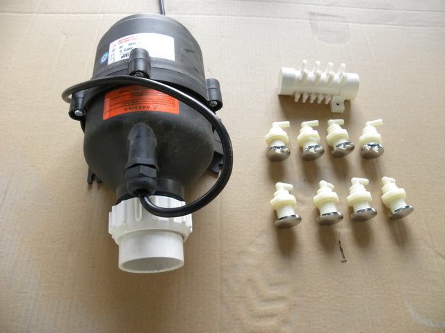 nozzles and pump for jetted tub