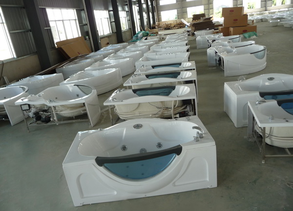 whirlpool tub manufacturers