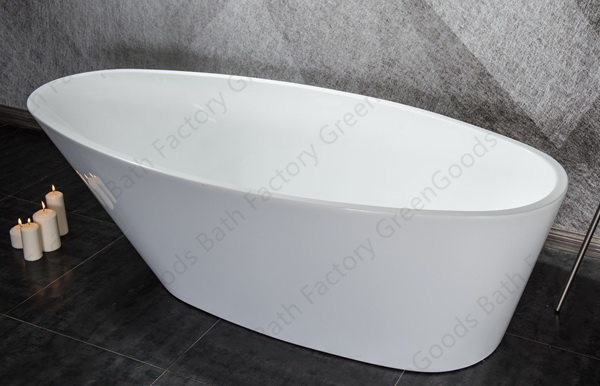 1800 mm freestanding bath
