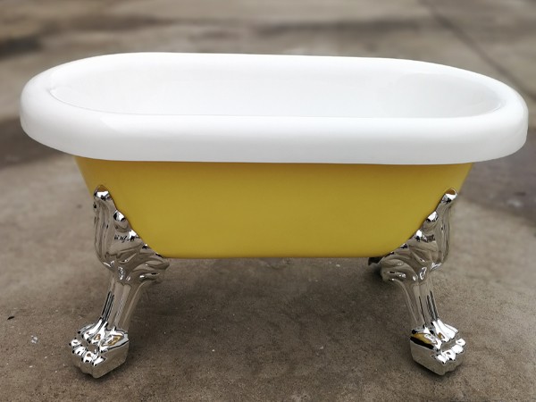 baby yellow clawfoot tubs