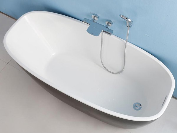 Take a plunge in the Deep Freestanding Bath