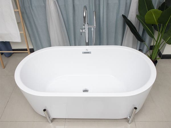 Champion Sales 1500X813mm Resin Bathtub