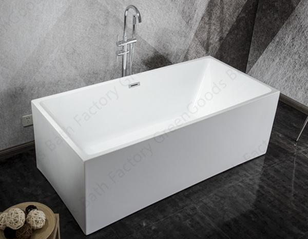 Square freestanding bath with faucet