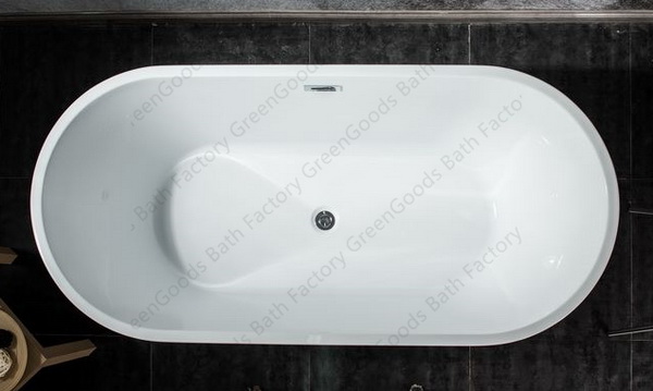 Ofreestanding bathtub with feet top view