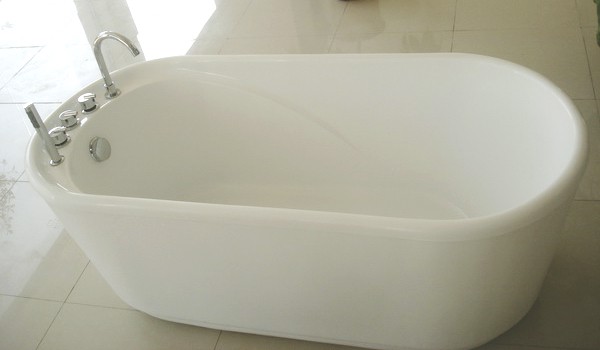 freestanding tub from top view