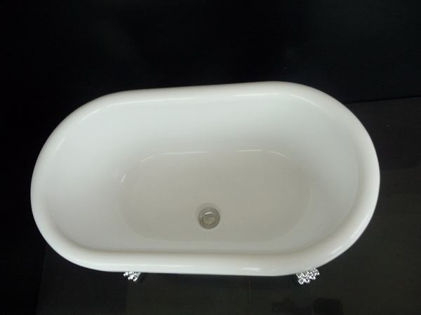 small clawfoot tubs