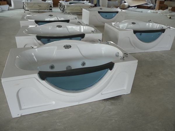 Air jet tubs in the factory