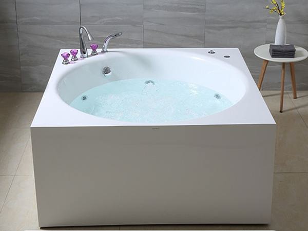 Massage Function Tub With Chromatic Lamp