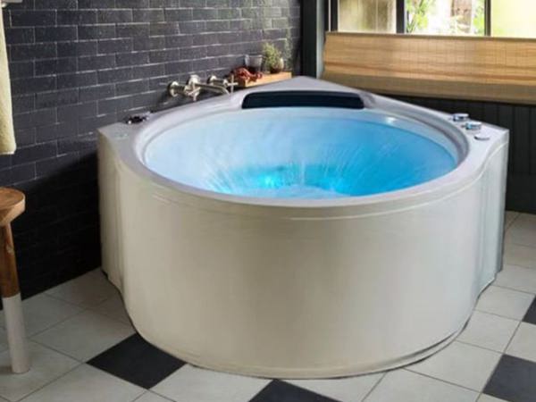 Hydromassage Standard Size Bath Tub