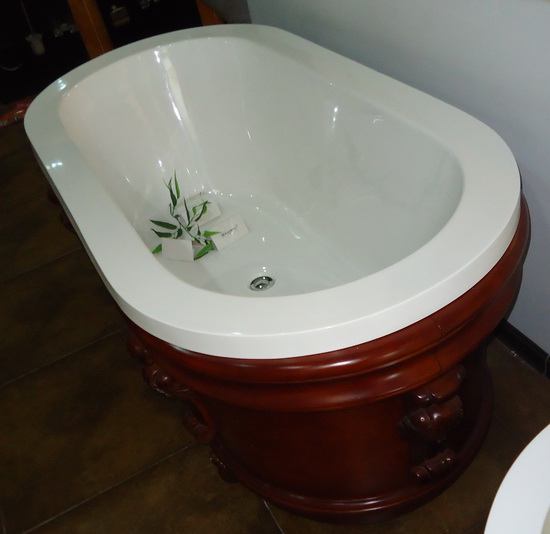 1700mm 67 inch contemporary freestanding soft tub